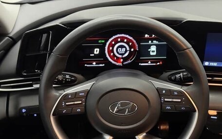 Hyundai Elantra, 2023 год, 1 650 000 рублей, 11 фотография