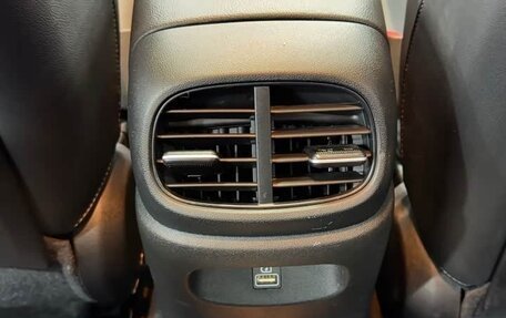 Hyundai Elantra, 2023 год, 1 650 000 рублей, 17 фотография