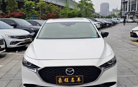 Mazda 3, 2021 год, 1 560 005 рублей, 2 фотография