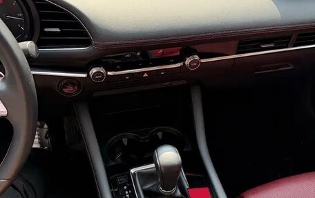 Mazda 3, 2022 год, 1 712 005 рублей, 12 фотография