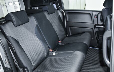 Honda Freed I, 2010 год, 999 000 рублей, 9 фотография