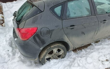 Opel Astra J, 2011 год, 250 000 рублей, 2 фотография