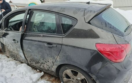 Opel Astra J, 2011 год, 250 000 рублей, 3 фотография