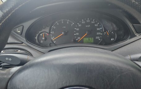 Ford Focus IV, 2004 год, 195 000 рублей, 2 фотография