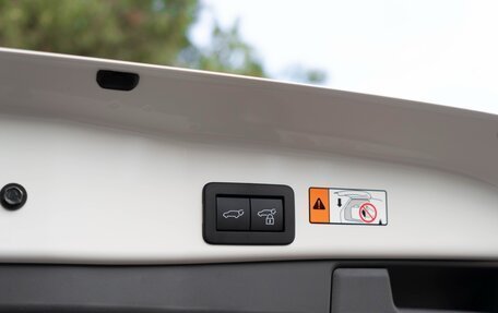 Toyota RAV4, 2026 год, 4 240 000 рублей, 30 фотография