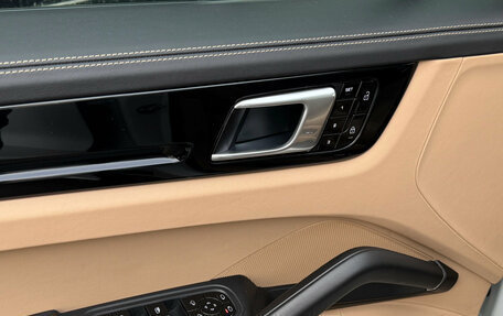 Porsche Cayenne III, 2021 год, 9 990 000 рублей, 23 фотография