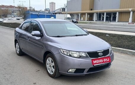 KIA Cerato III, 2009 год, 595 000 рублей, 2 фотография