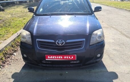 Toyota Avensis III рестайлинг, 2007 год, 600 000 рублей, 1 фотография