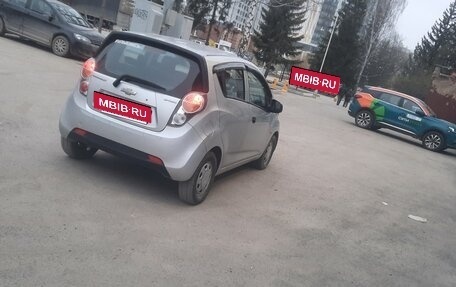 Chevrolet Spark III, 2011 год, 389 000 рублей, 7 фотография