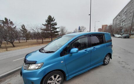 Honda Freed I, 2010 год, 960 000 рублей, 2 фотография