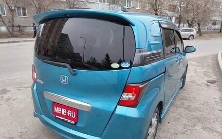 Honda Freed I, 2010 год, 960 000 рублей, 4 фотография