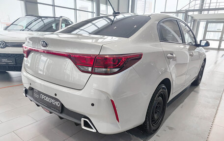 KIA Rio IV, 2020 год, 1 548 000 рублей, 5 фотография