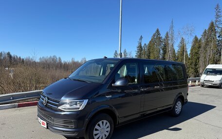 Volkswagen Caravelle T6 рестайлинг, 2018 год, 4 100 000 рублей, 3 фотография