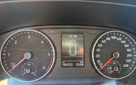 Volkswagen Caravelle T6 рестайлинг, 2018 год, 4 100 000 рублей, 10 фотография