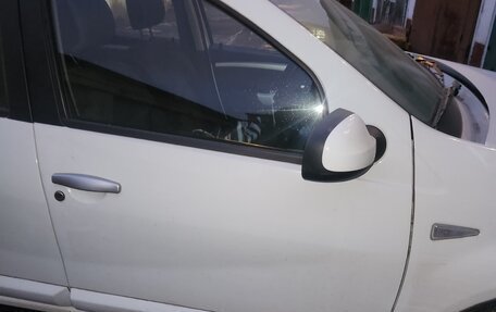 Renault Sandero I, 2013 год, 600 000 рублей, 6 фотография