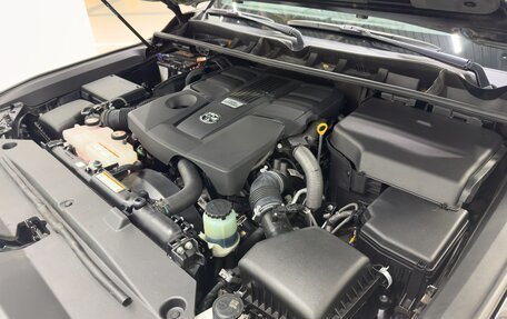 Toyota Land Cruiser, 2021 год, 10 500 000 рублей, 15 фотография