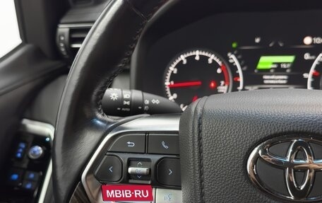 Toyota Land Cruiser, 2021 год, 10 500 000 рублей, 21 фотография