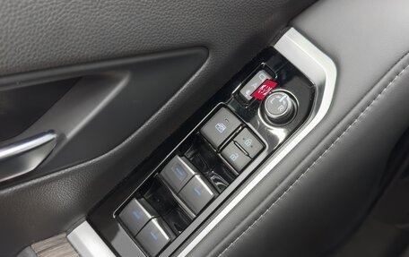 Toyota Land Cruiser, 2021 год, 10 500 000 рублей, 19 фотография