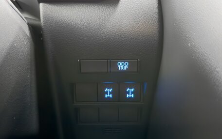 Toyota Land Cruiser, 2021 год, 10 500 000 рублей, 25 фотография