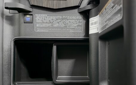 Toyota Land Cruiser, 2021 год, 10 500 000 рублей, 30 фотография