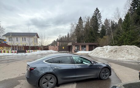 Tesla Model 3 I, 2018 год, 2 750 000 рублей, 13 фотография