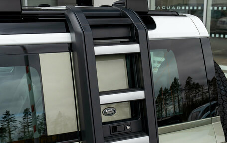 Land Rover Defender II, 2021 год, 8 500 000 рублей, 7 фотография