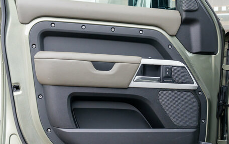 Land Rover Defender II, 2021 год, 8 500 000 рублей, 28 фотография