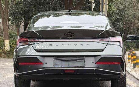 Hyundai Elantra, 2023 год, 1 550 000 рублей, 3 фотография