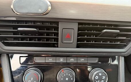 Volkswagen Bora, 2022 год, 1 199 003 рублей, 14 фотография