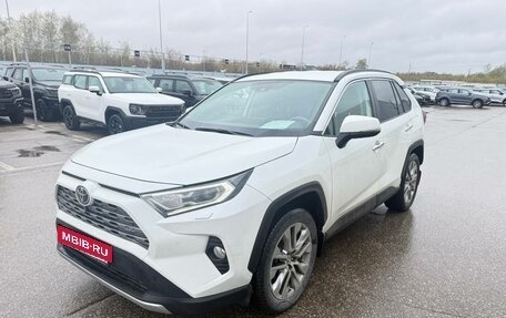 Toyota RAV4, 2020 год, 4 042 000 рублей, 1 фотография