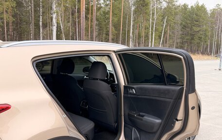 KIA Sportage IV рестайлинг, 2018 год, 2 300 000 рублей, 12 фотография