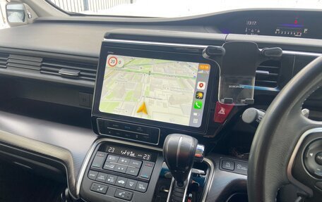 Honda Stepwgn IV, 2021 год, 2 940 000 рублей, 13 фотография