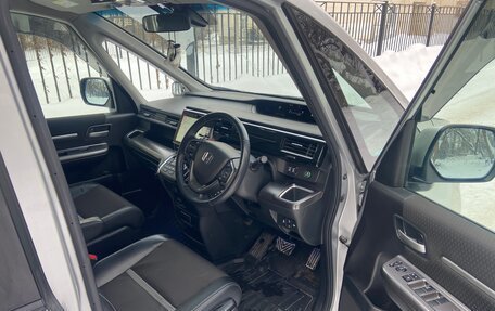 Honda Stepwgn IV, 2021 год, 2 940 000 рублей, 14 фотография