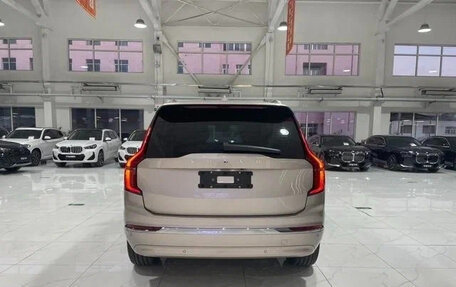 Volvo XC90 II рестайлинг, 2025 год, 7 030 000 рублей, 4 фотография