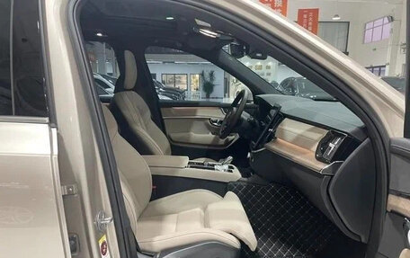 Volvo XC90 II рестайлинг, 2025 год, 7 030 000 рублей, 10 фотография