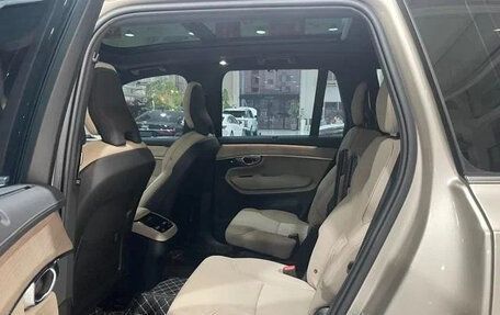 Volvo XC90 II рестайлинг, 2025 год, 7 030 000 рублей, 9 фотография