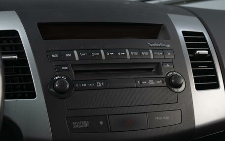 Mitsubishi Outlander III рестайлинг 3, 2008 год, 1 350 000 рублей, 15 фотография