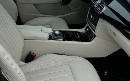 Mercedes-Benz CLS, 2013 год, 2 350 000 рублей, 16 фотография