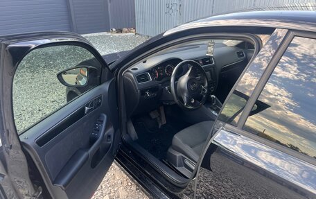 Volkswagen Jetta VI, 2014 год, 1 050 000 рублей, 6 фотография