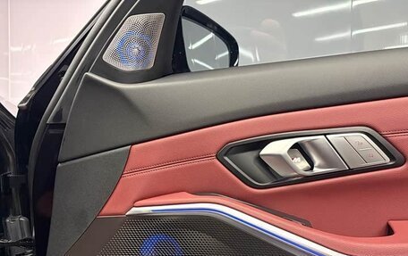 BMW 3 серия, 2022 год, 3 020 000 рублей, 18 фотография