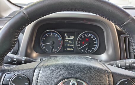 Toyota RAV4, 2017 год, 2 895 000 рублей, 19 фотография