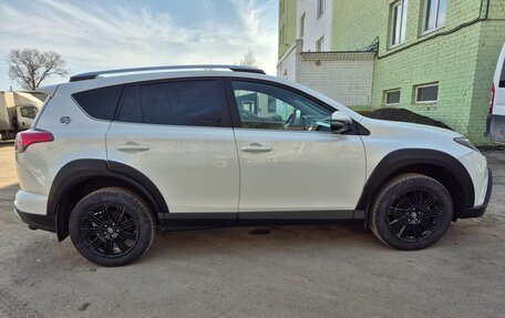Toyota RAV4, 2017 год, 2 895 000 рублей, 24 фотография