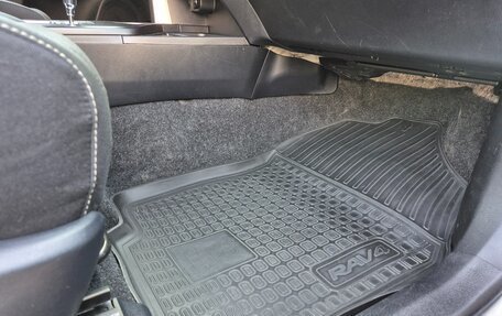 Toyota RAV4, 2017 год, 2 895 000 рублей, 23 фотография