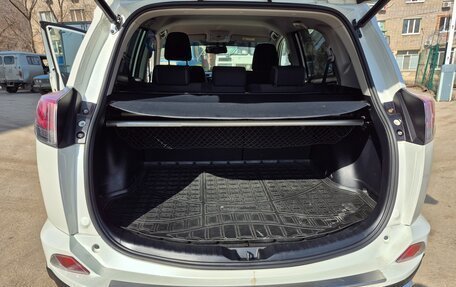 Toyota RAV4, 2017 год, 2 895 000 рублей, 15 фотография