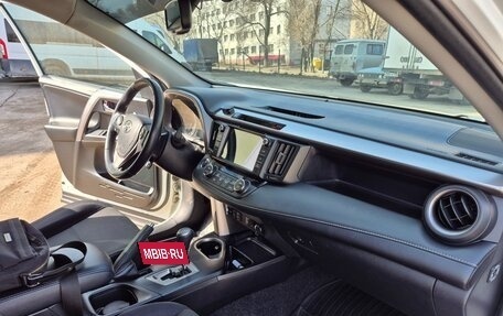 Toyota RAV4, 2017 год, 2 895 000 рублей, 12 фотография