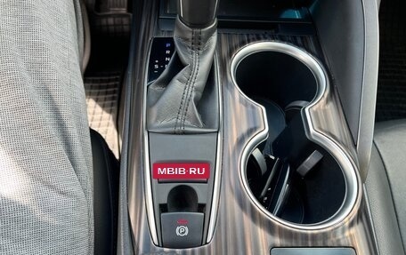 Toyota Camry, 2018 год, 2 850 000 рублей, 9 фотография