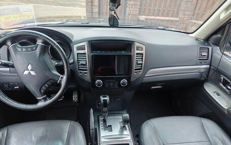 Mitsubishi Pajero IV, 2014 год, 2 350 000 рублей, 9 фотография