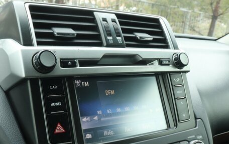 Toyota Land Cruiser Prado 150 рестайлинг 2, 2014 год, 3 384 000 рублей, 11 фотография