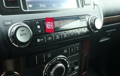 Toyota Land Cruiser Prado 150 рестайлинг 2, 2014 год, 3 384 000 рублей, 12 фотография