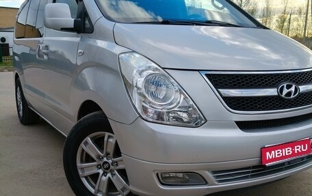 Hyundai Grand Starex Grand Starex I рестайлинг 2, 2009 год, 1 680 000 рублей, 1 фотография
